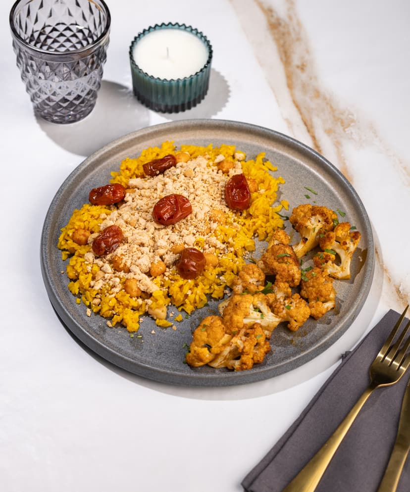Baharat-Spiced Chicken & Turmeric-Chickpea Rice	