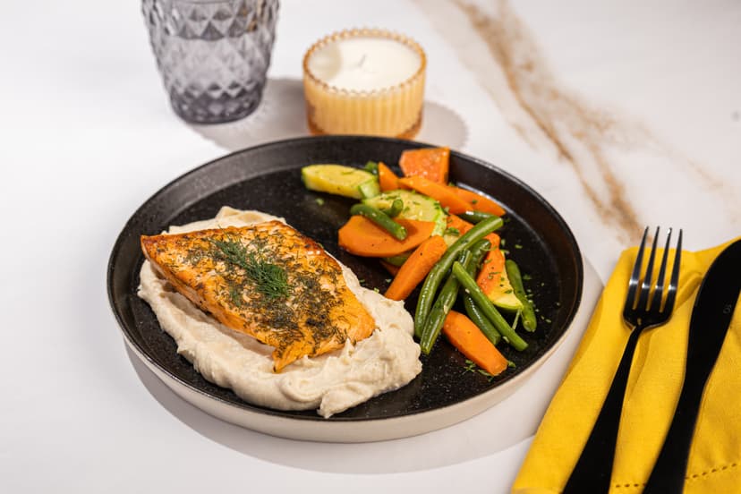 ROASTED GARLIC BUTTER SALMON	