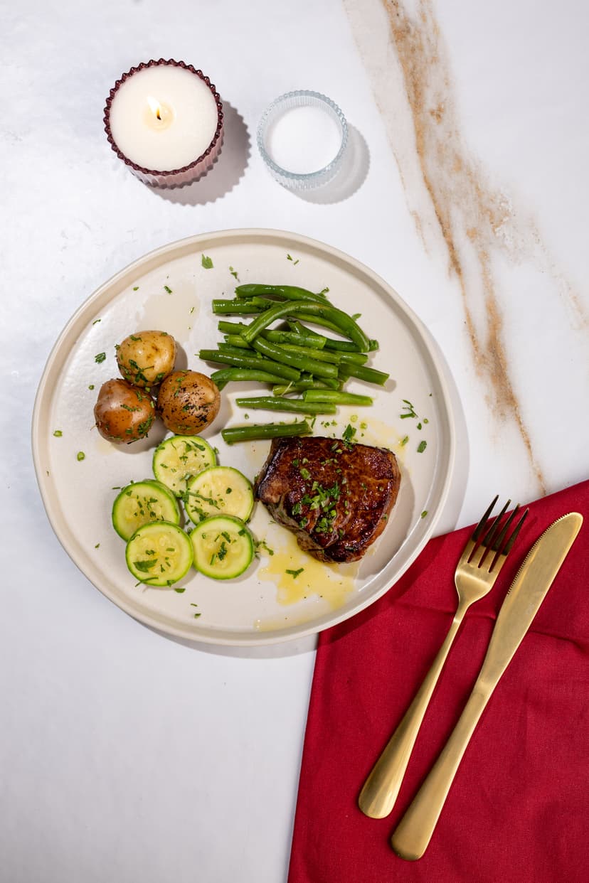 Mini Steak de Veau & Légumes Vapeur	